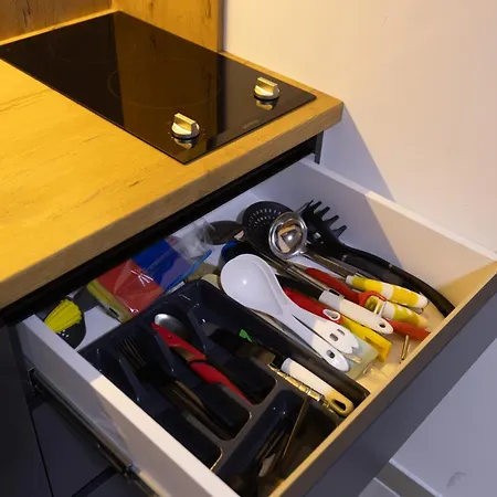 Porta Porta 22 - Free Garage كوباونيك