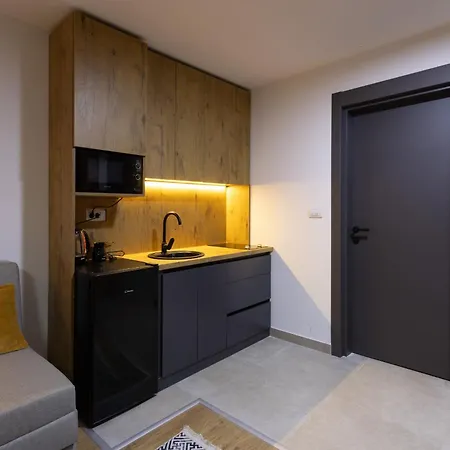 Porta Porta 22 - Free Garage شقة