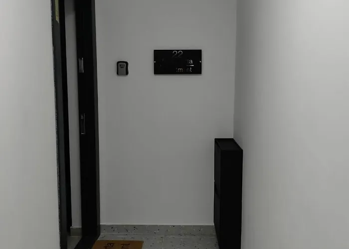 Porta Porta 22 - Free Garage